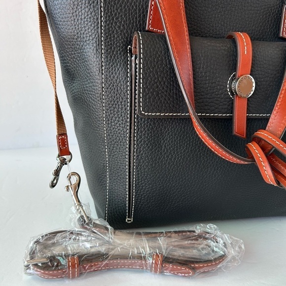 Dooney & Bourke NWT Black Leather Large Satchel - Picture 3 of 12